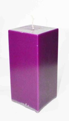 Свеча куб Фиолетовая Свеча куб фиолетового цвета